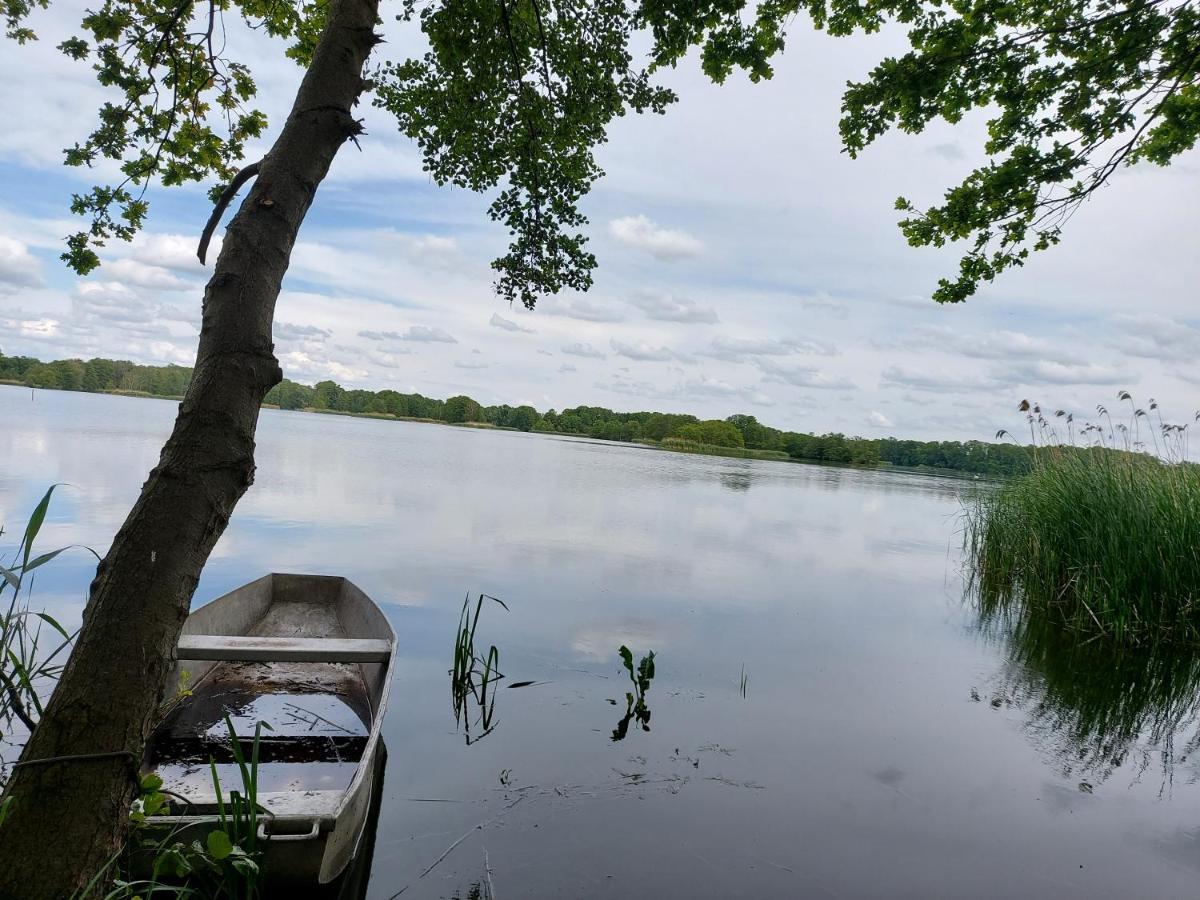 Pensjonat I Restauracja Hubertowka Milicz Esterno foto